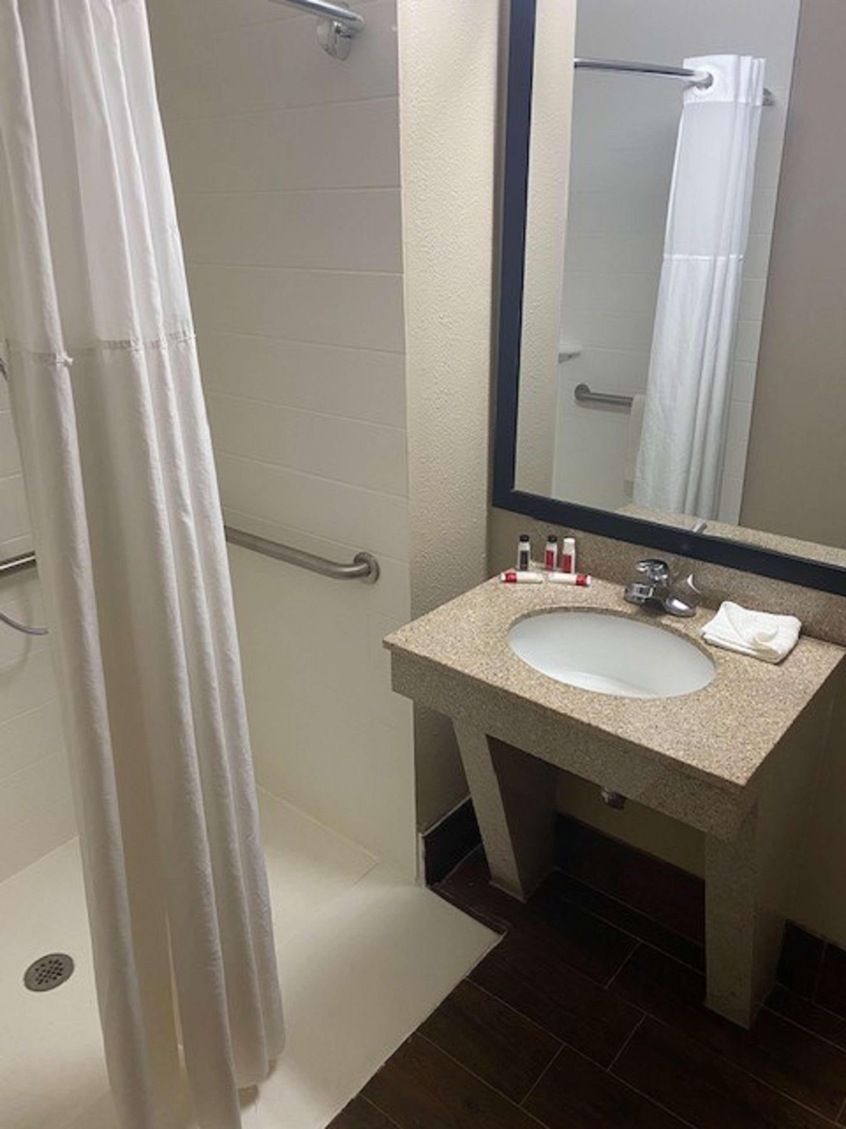 Surestay Hotel By Best Western Alexandria Airport Exteriör bild